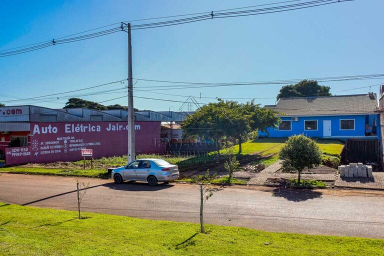 Terrenos-com-e-sem-casa-nos-Pioneiros-01