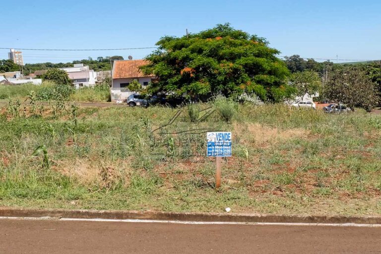 Terreno-no-bairro-Ouro-Verde-02